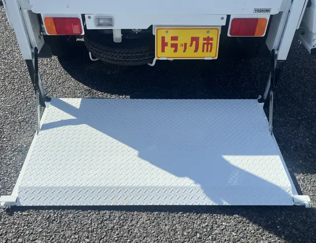 スズキ キャリイ EBD-DA16T(4WD)の写真11