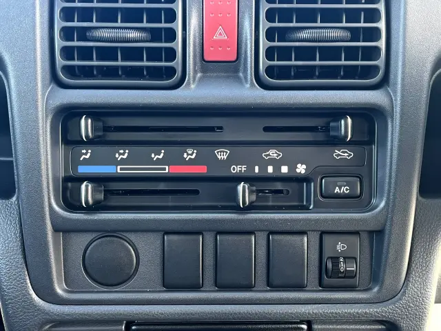 スズキ キャリイ EBD-DA16T(4WD)の写真26