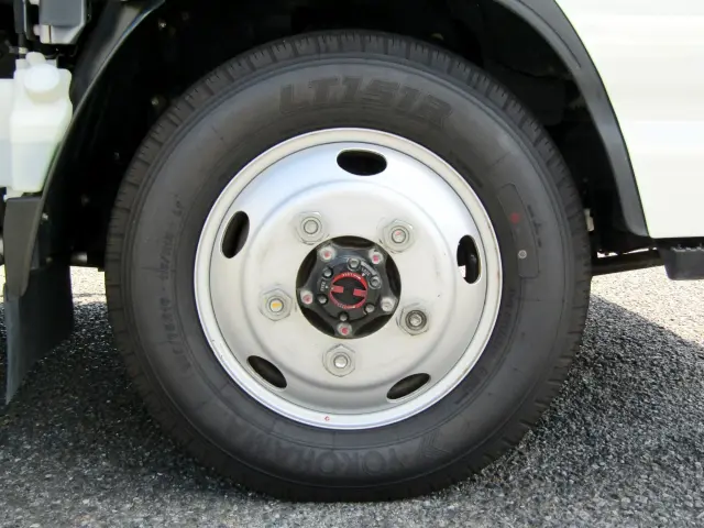 いすゞ エルフ 2RG-NHS88AN(4WD)の写真45
