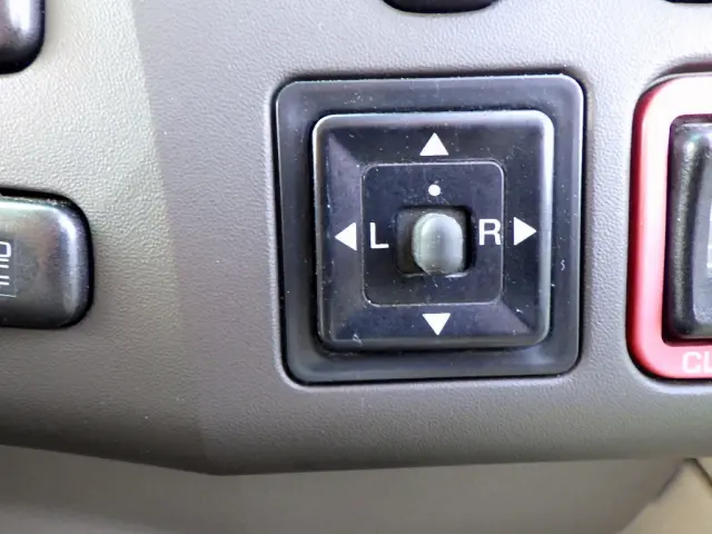 三菱 ローザ TPG-BE640J(2WD)の写真22