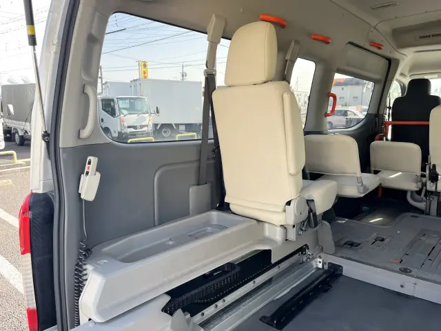 日産 キャラバン CBF-CS4E26改(2WD)の写真13