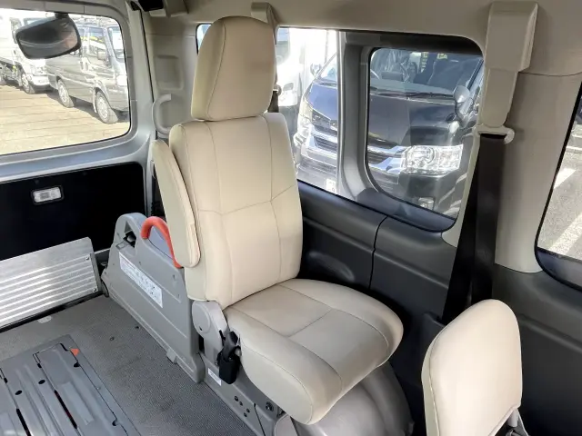 日産 キャラバン CBF-CS4E26改(2WD)の写真19