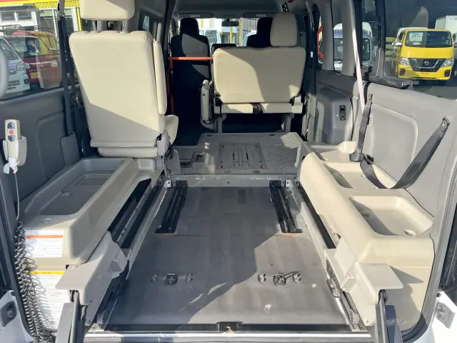 日産 キャラバン CBF-CS4E26改(2WD)の写真9