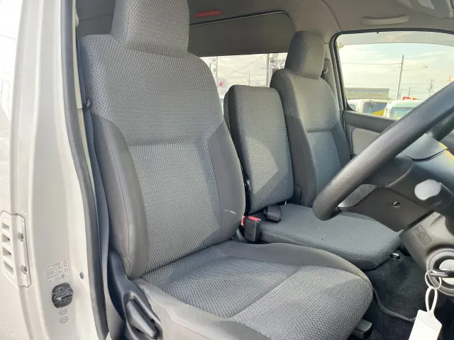 日産 キャラバン CBF-CS4E26改(2WD)の写真23