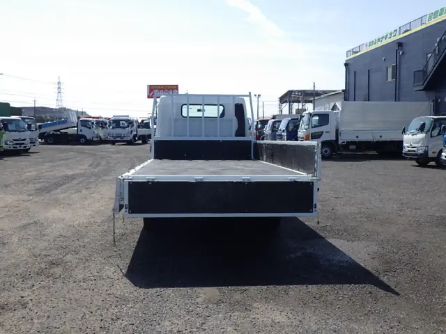 三菱 キャンター TPG-FEB50(2WD)の写真10