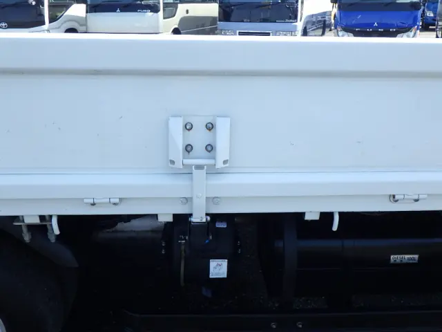 三菱 キャンター TPG-FEB50(2WD)の写真11