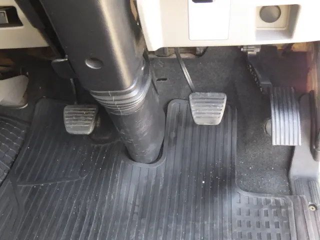 三菱 キャンター TPG-FEB50(2WD)の写真21