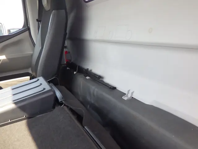 三菱 キャンター TPG-FEB50(2WD)の写真36