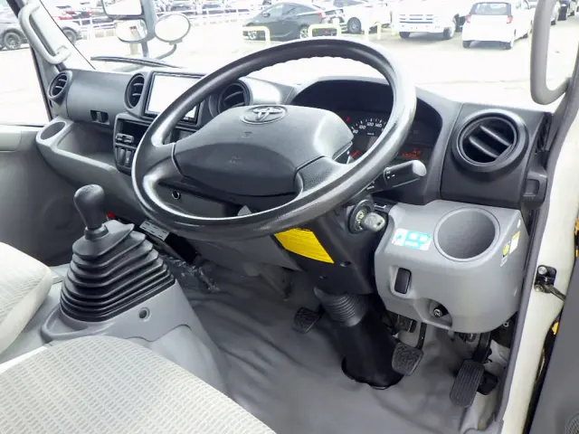 トヨタ ダイナ TKG-XZU650(2WD)の写真13