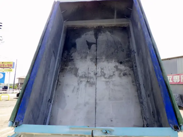 三菱 キャンター 2PG-FEBM0(2WD)の写真10