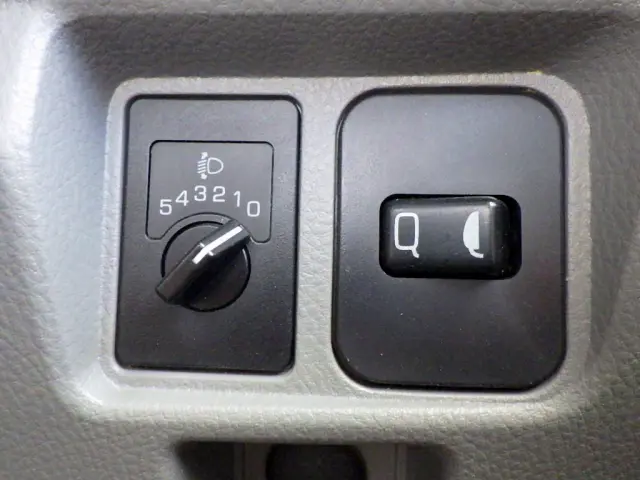 三菱 キャンター 2PG-FEBM0(2WD)の写真21