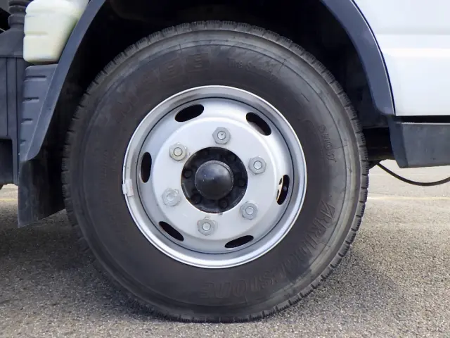 三菱 キャンター 2PG-FEBM0(2WD)の写真23