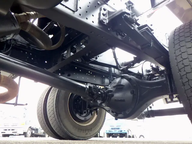 いすゞ フォワード TKG-FRR90S2(2WD)の写真22