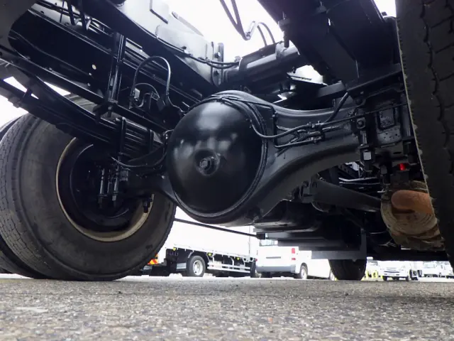 いすゞ フォワード TKG-FRR90S2(2WD)の写真23