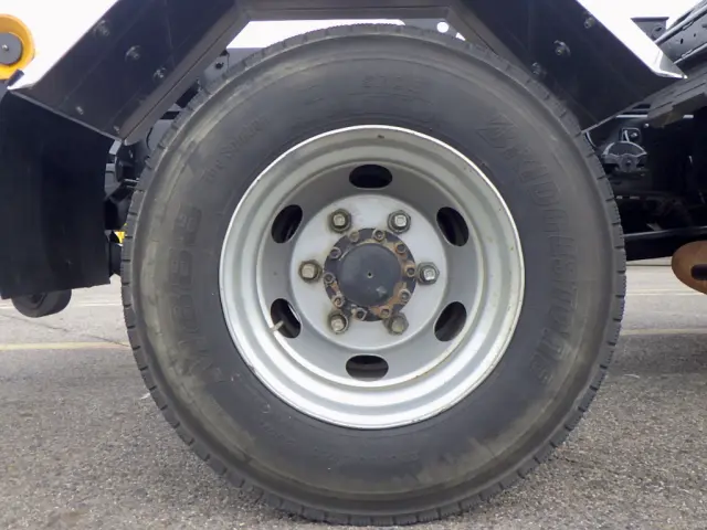 いすゞ フォワード TKG-FRR90S2(2WD)の写真26