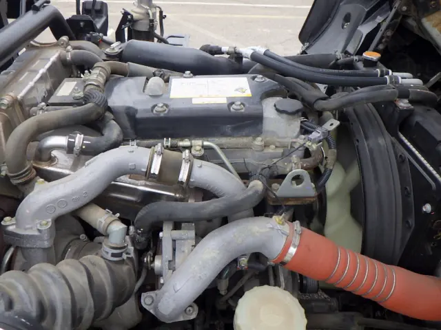 いすゞ フォワード TKG-FRR90S2(2WD)の写真28