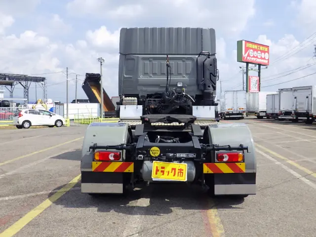 UD クオン 2PG-GK5AAB(2WD)の写真5