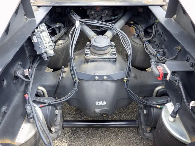 UD クオン 2PG-GK5AAB(2WD)の写真27