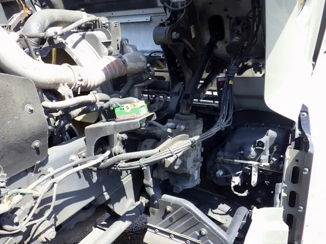 UD クオン 2PG-GK5AAB(2WD)の写真34