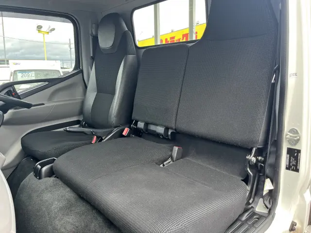 三菱 キャンター 2RG-FBA20(2WD)の写真14