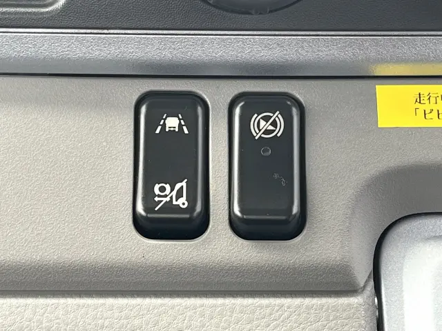 三菱 キャンター 2RG-FBA20(2WD)の写真20