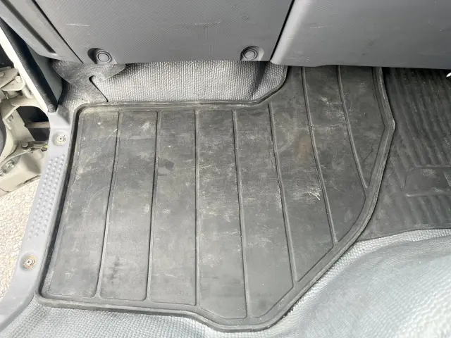 いすゞ エルフ TPG-NJS85AN(2WD)の写真34