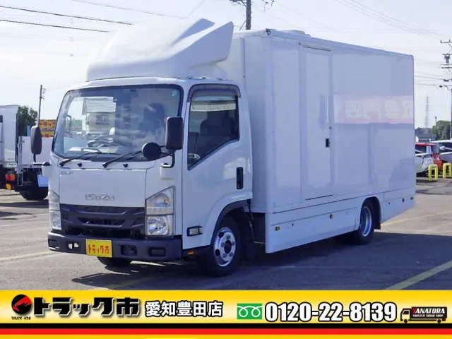 いすゞ エルフ TPG-NLR85AN(2WD)の写真1