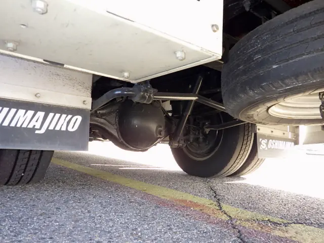 いすゞ エルフ TPG-NLR85AN(2WD)の写真22