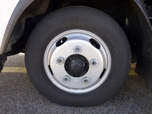 いすゞ エルフ TPG-NLR85AN(2WD)の写真23