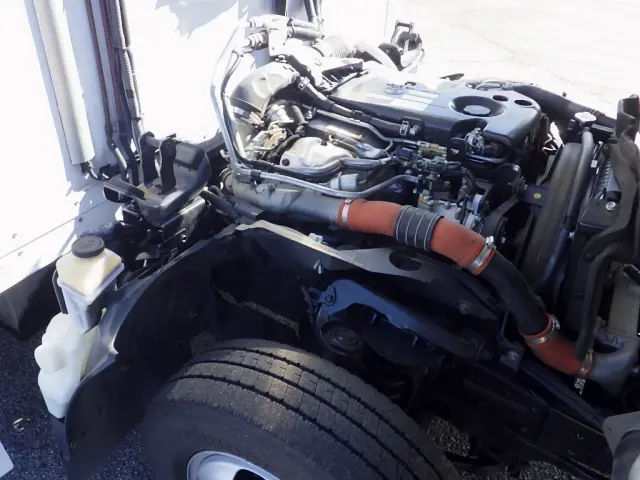 いすゞ エルフ TPG-NLR85AN(2WD)の写真25