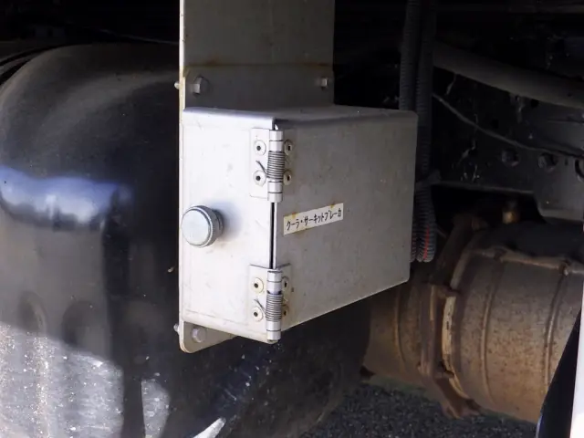 いすゞ エルフ TPG-NLR85AN(2WD)の写真49