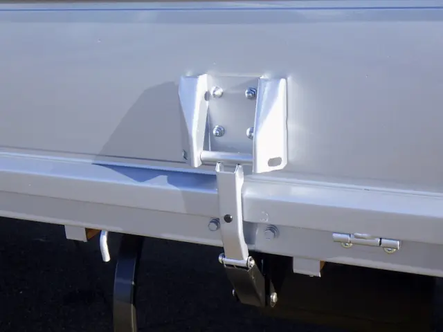 三菱 キャンター TKG-FEB50(2WD)の写真43