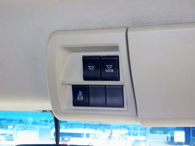 日野 レンジャー 2DG-FE2ABA(2WD)の写真17