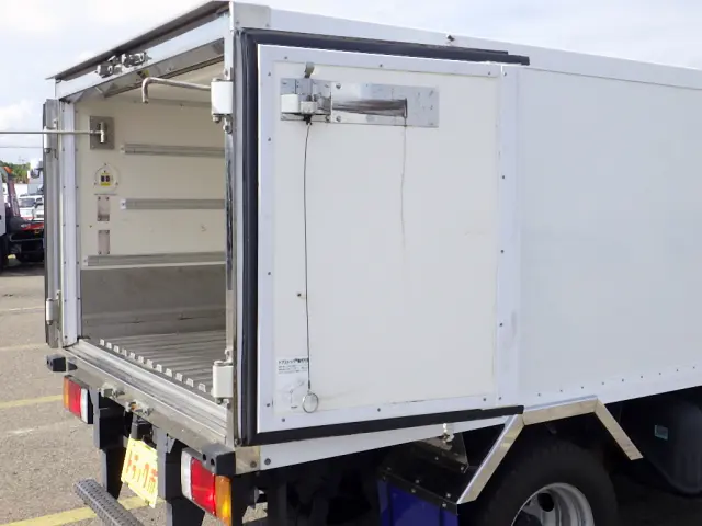 いすゞ エルフ TPG-NJR85AN(2WD)の写真11