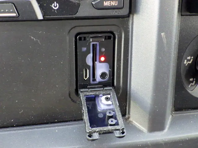 いすゞ エルフ TPG-NJR85AN(2WD)の写真21