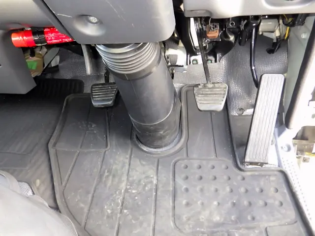 いすゞ エルフ TPG-NJR85AN(2WD)の写真25