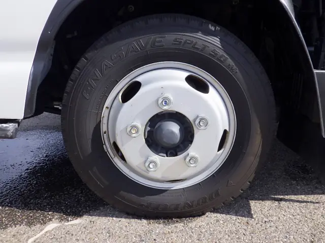 いすゞ エルフ TPG-NJR85AN(2WD)の写真28