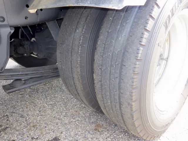 いすゞ エルフ TPG-NJR85AN(2WD)の写真30