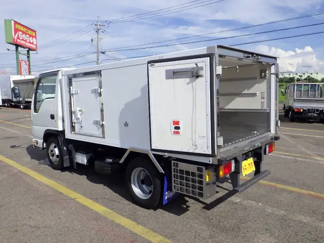 いすゞ エルフ TPG-NJR85AN(2WD)の写真44