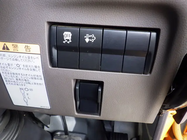 三菱 キャンター 2RG-FBA60(2WD)の写真23