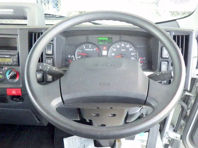 いすゞ エルフ 2RG-NMR88AR(2WD)の写真12