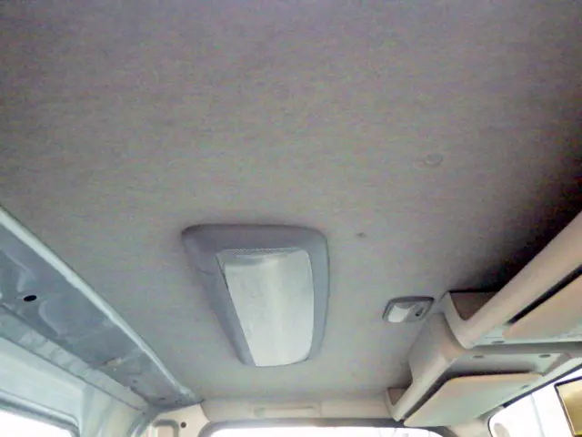 いすゞ エルフ 2RG-NMR88AR(2WD)の写真18