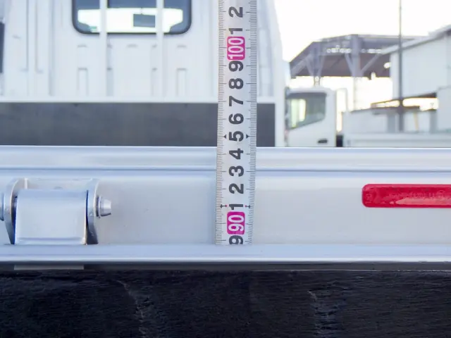いすゞ エルフ 2RG-NMR88AR(2WD)の写真36