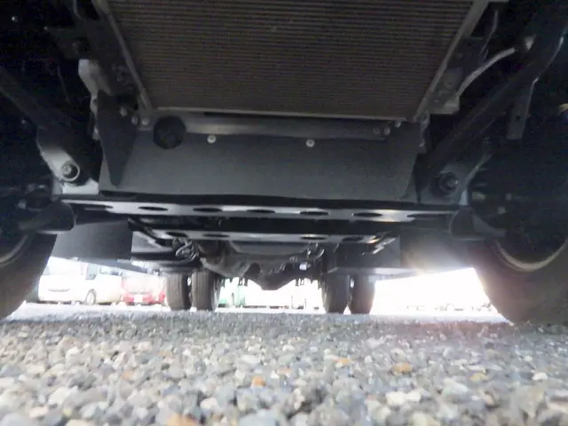 いすゞ エルフ 2RG-NMR88AR(2WD)の写真41