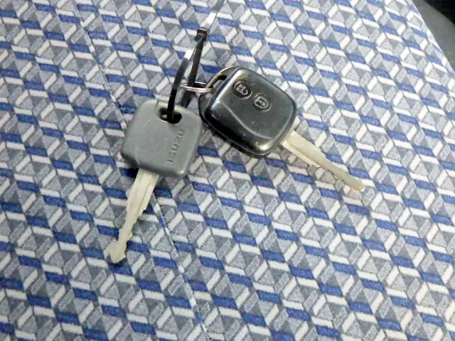 いすゞ エルフ 2RG-NMR88AR(2WD)の写真50