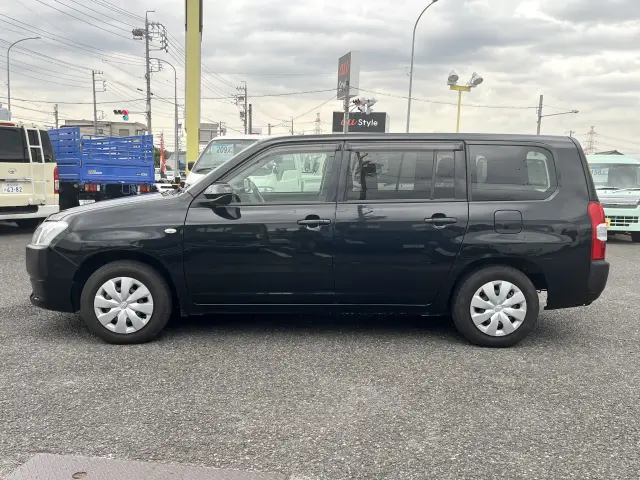 営業車として人気の高いプロボックス♪毎日の運転でうれしい機能が満載された「移動するオフィス」です☆|トヨタ プロボックスバン 6AE-NHP160V(2WD)の写真4