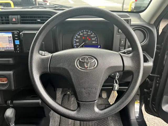 トヨタ プロボックスバン 6AE-NHP160V(2WD)の写真13