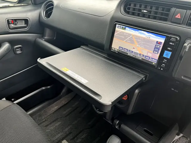 トヨタ プロボックスバン 6AE-NHP160V(2WD)の写真19