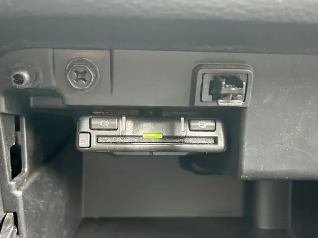 トヨタ プロボックスバン 6AE-NHP160V(2WD)の写真20