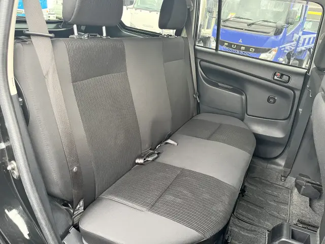 トヨタ プロボックスバン 6AE-NHP160V(2WD)の写真22